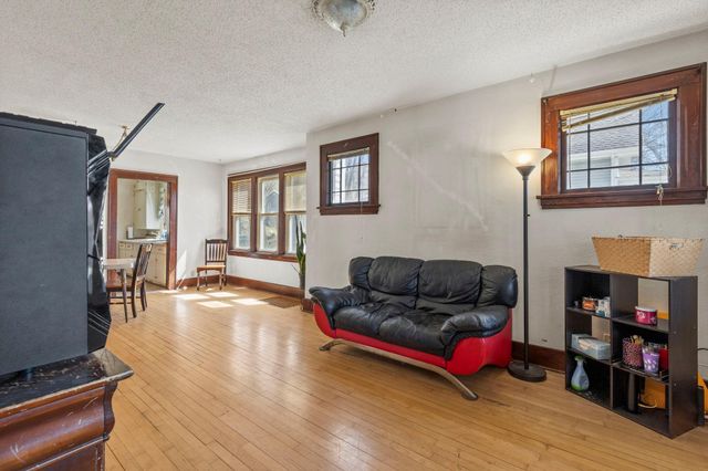 320 S Adams Street, Saint Croix Falls, WI 54024