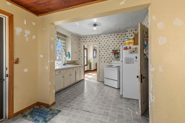 320 S Adams Street, Saint Croix Falls, WI 54024