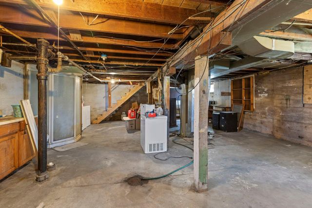 320 S Adams Street, Saint Croix Falls, WI 54024