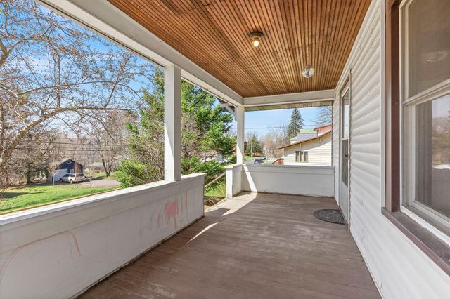 320 S Adams Street, Saint Croix Falls, WI 54024