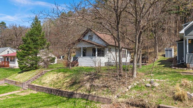 320 S Adams Street, Saint Croix Falls, WI 54024