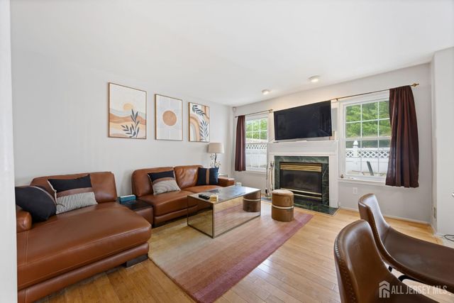 301 Pheasant Run, South Brunswick, NJ 08852