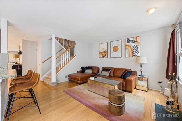 301 Pheasant Run, South Brunswick, NJ 08852
