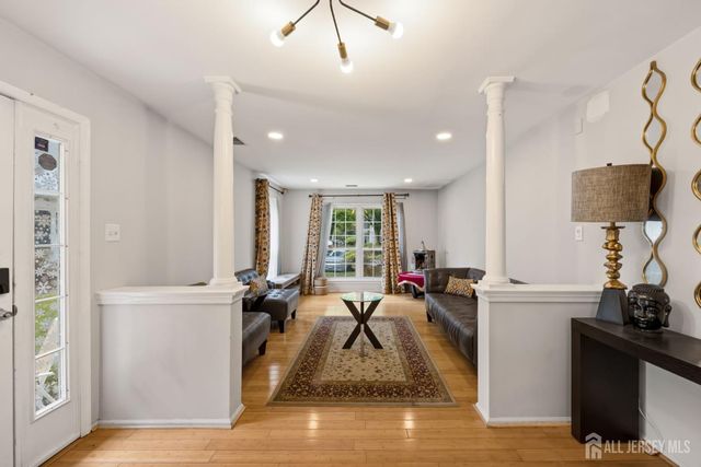 301 Pheasant Run, South Brunswick, NJ 08852