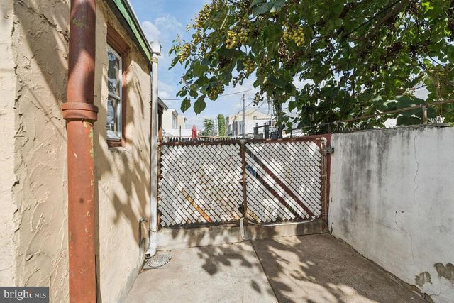 2831 ALMOND ST, Philadelphia, PA 19134