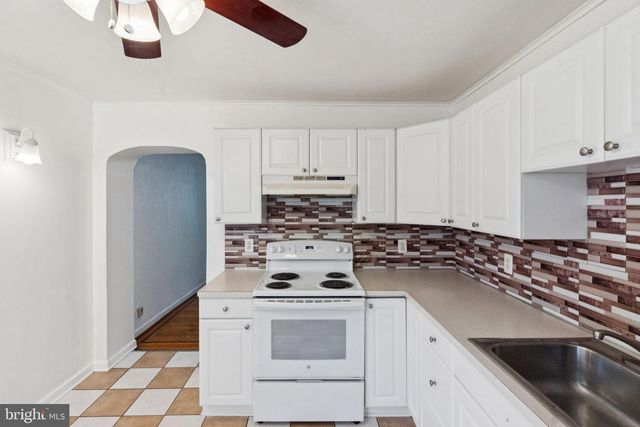 2831 ALMOND ST, Philadelphia, PA 19134