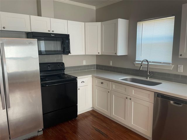 517 Atchison Street, Sealy, TX 77474