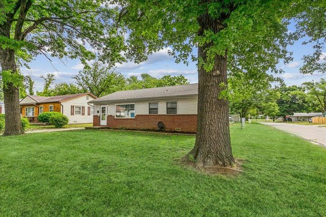 1000 N DERBY, Derby, KS 67037