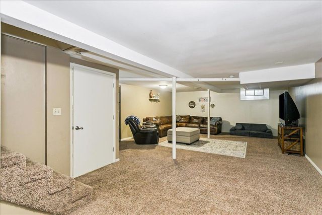 1000 N DERBY, Derby, KS 67037