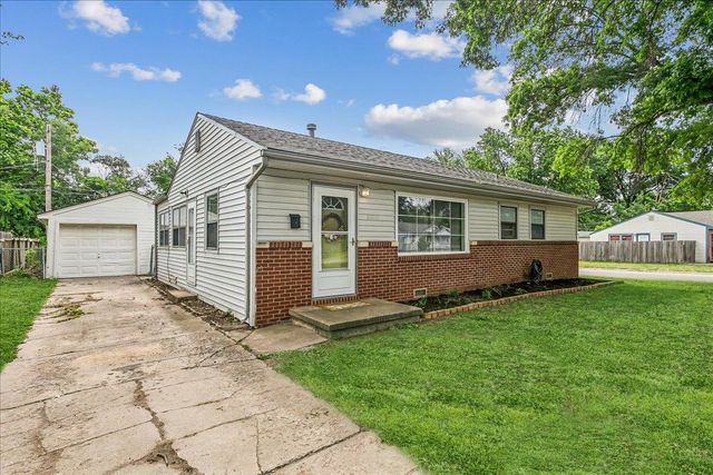 1000 N DERBY, Derby, KS 67037