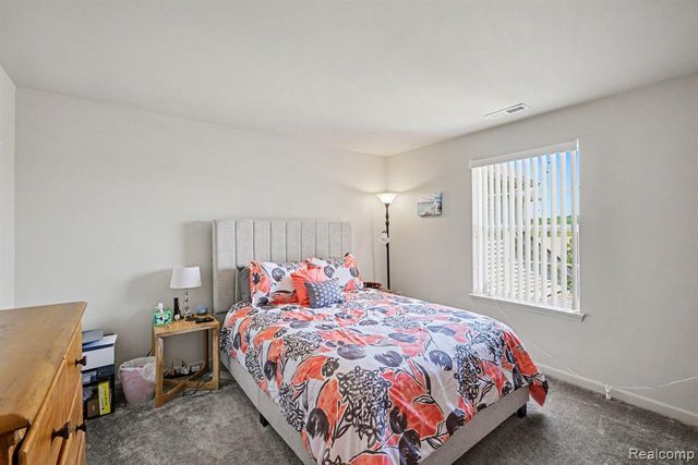 22056 Andover Drive 93, Macomb, MI 48042