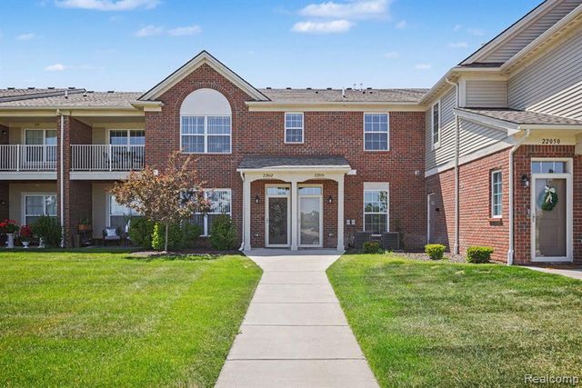 22056 Andover Drive 93, Macomb, MI 48042