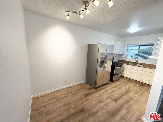 534 Santa Clara Avenue 6, Venice, CA 90291