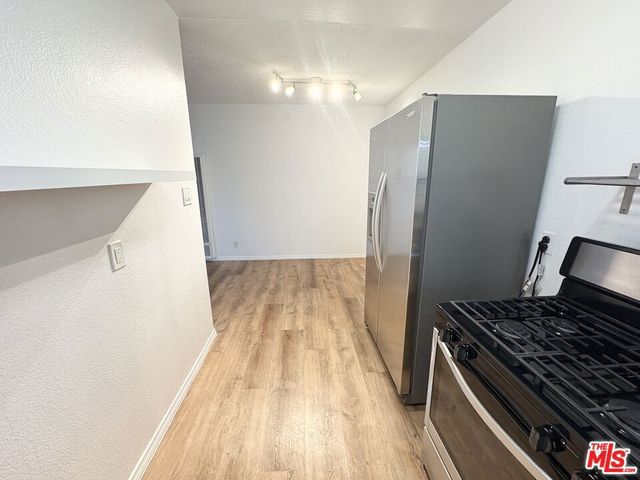 534 Santa Clara Avenue 6, Venice, CA 90291