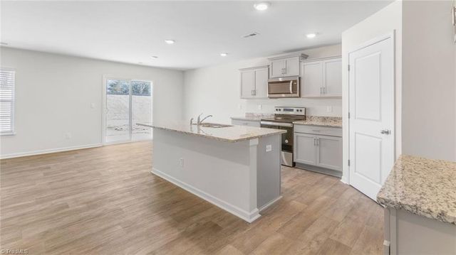 4697 Mount Hope Drive, Winston-salem, NC 27107