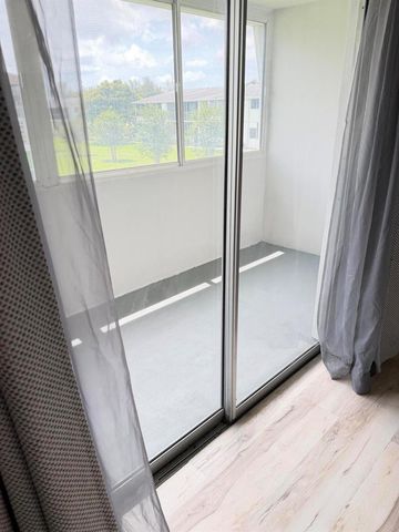 179 Windsor H, West Palm Beach, FL 33417