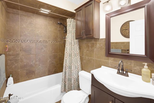 112 Mccutcheon Avenue, Sayreville, NJ 08872