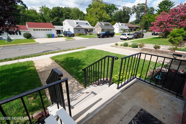 112 Mccutcheon Avenue, Sayreville, NJ 08872