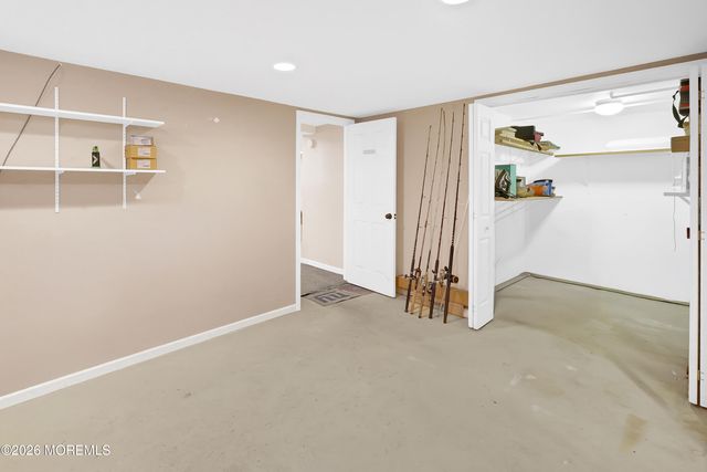 112 Mccutcheon Avenue, Sayreville, NJ 08872