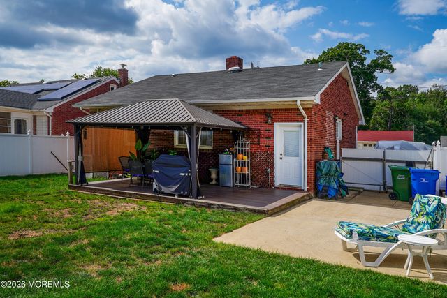 112 Mccutcheon Avenue, Sayreville, NJ 08872