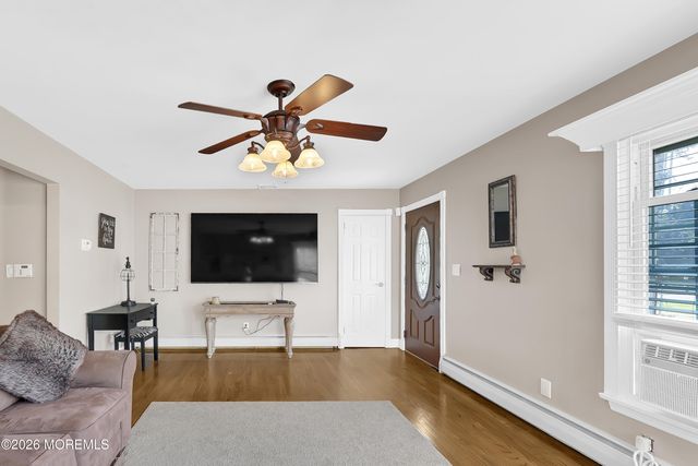 112 Mccutcheon Avenue, Sayreville, NJ 08872