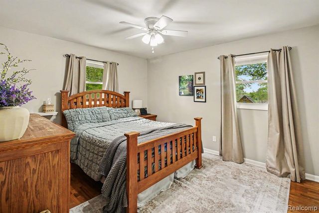 120 Westdale Drive, Howell, MI 48843