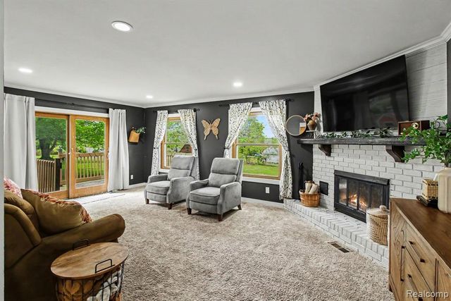 120 Westdale Drive, Howell, MI 48843