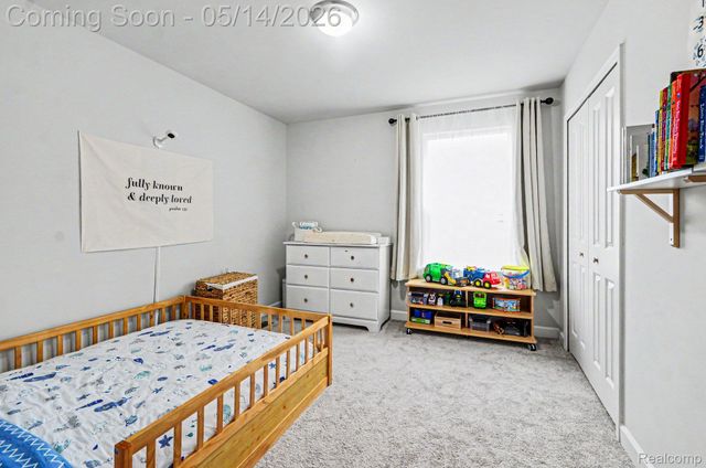 1844 E Jarvis Avenue, Hazel Park, MI 48030