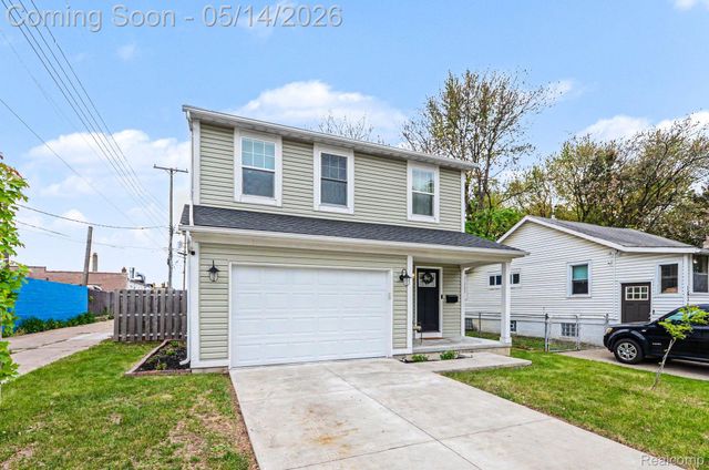 1844 E Jarvis Avenue, Hazel Park, MI 48030