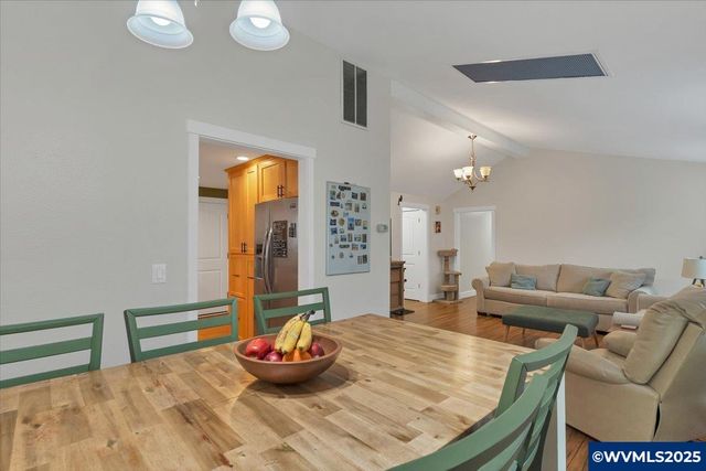 1038 Juniper St N, Keizer, OR 97303