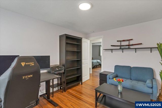 1038 Juniper St N, Keizer, OR 97303