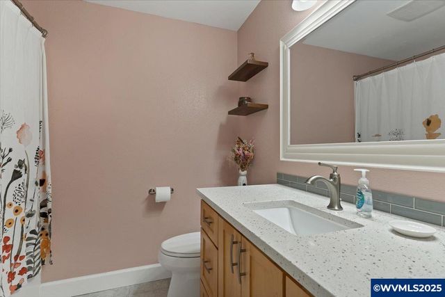 1038 Juniper St N, Keizer, OR 97303