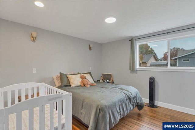 1038 Juniper St N, Keizer, OR 97303