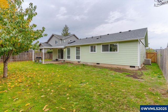 1038 Juniper St N, Keizer, OR 97303