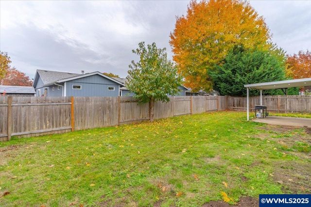 1038 Juniper St N, Keizer, OR 97303