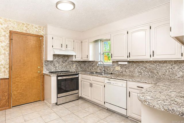 6600 Cedarwood, Pine Bluff, AR 71603