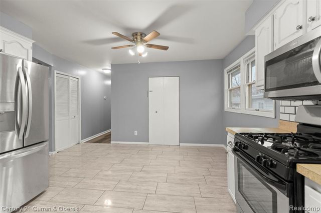 18811 Hanna Street, Melvindale, MI 48122