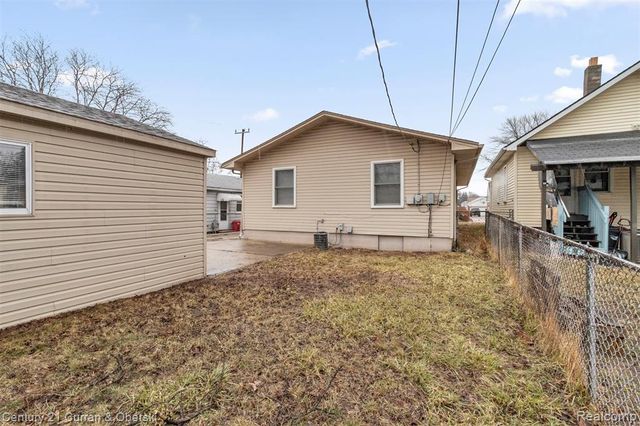 18811 Hanna Street, Melvindale, MI 48122