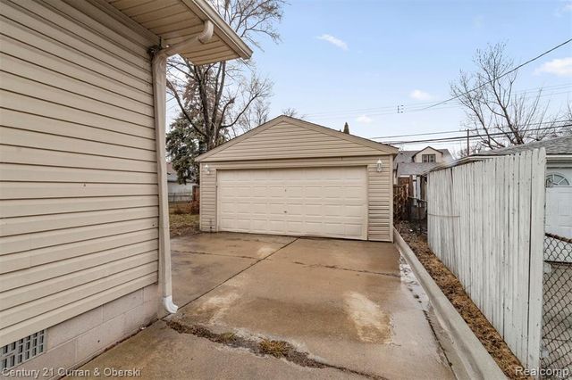 18811 Hanna Street, Melvindale, MI 48122