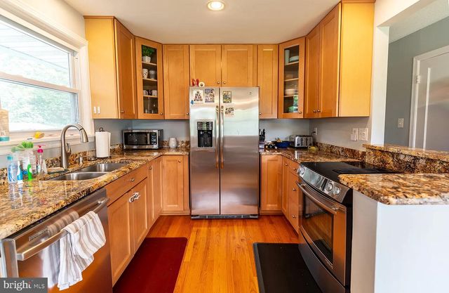 3026 KADALA PL, Falls Church, VA 22042