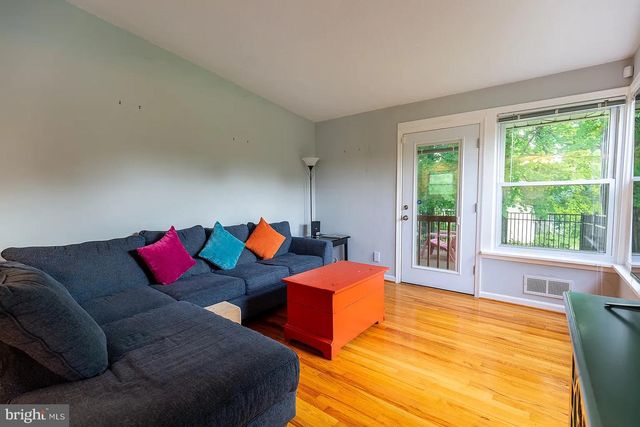3026 KADALA PL, Falls Church, VA 22042