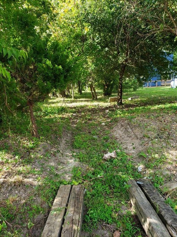 843 Lovers Lane, Houston, TX 77091