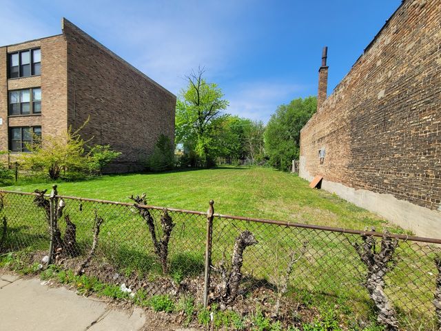 7210 S Wentworth Avenue, Chicago, IL 60621