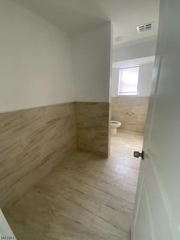 420 S 10Th St, Newark City, NJ 07103