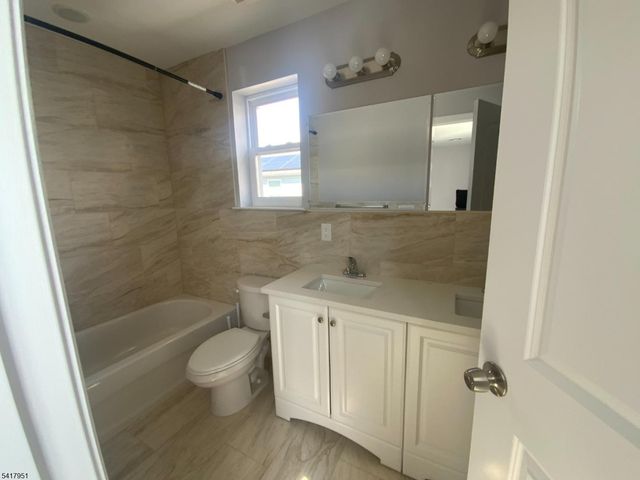 420 S 10Th St, Newark City, NJ 07103