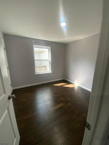 420 S 10Th St, Newark City, NJ 07103