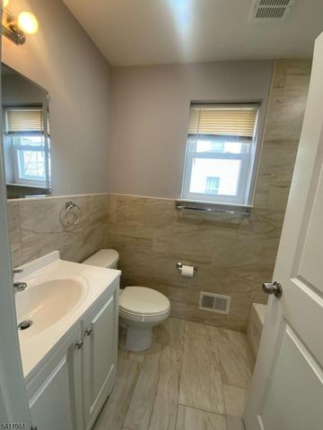 420 S 10Th St, Newark City, NJ 07103