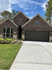 15830 Bird Of Paradise Drive, Conroe, TX 77302