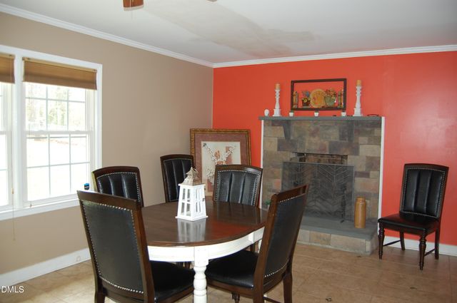 1517 Oakdale Circle, Henderson, NC 27536