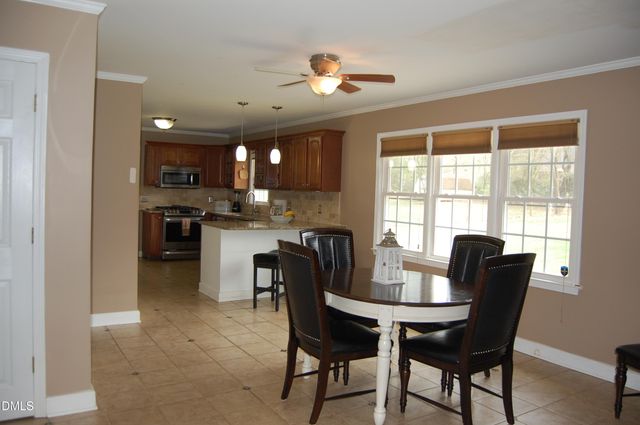 1517 Oakdale Circle, Henderson, NC 27536